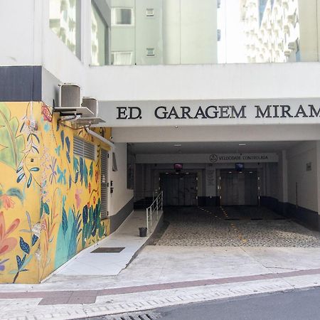 شقة Clr84 - Calcadao, Garagem, 1 Dorm Climatizado Balneário Camboriú المظهر الخارجي الصورة